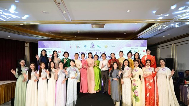 Tôn vinh và lan toả vẻ đẹp áo dài Việt Nam