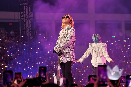 Hà Nội thu 750 tỷ đồng từ du lịch nhờ hiệu ứng World Tour BIGBANG