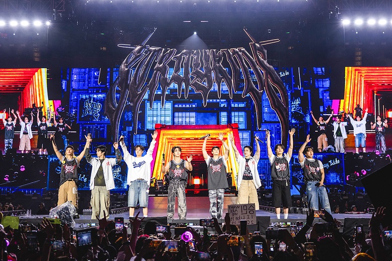 Tour diễn nghìn tỷ của Stray Kids đổ bộ rạp Việt