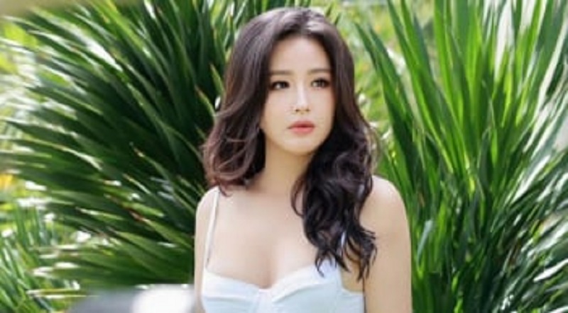 Mai Phương Thuý sang Mỹ định cư?